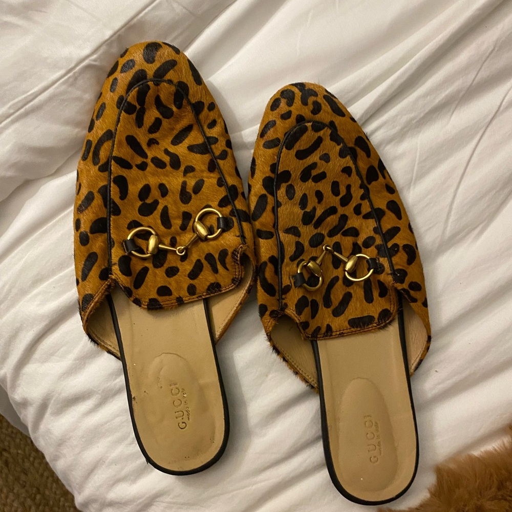Leopard mules